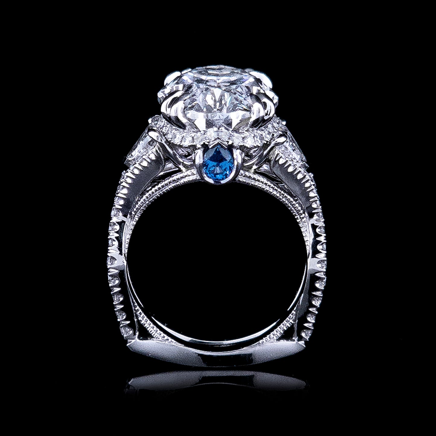 Oval Engagement Ring